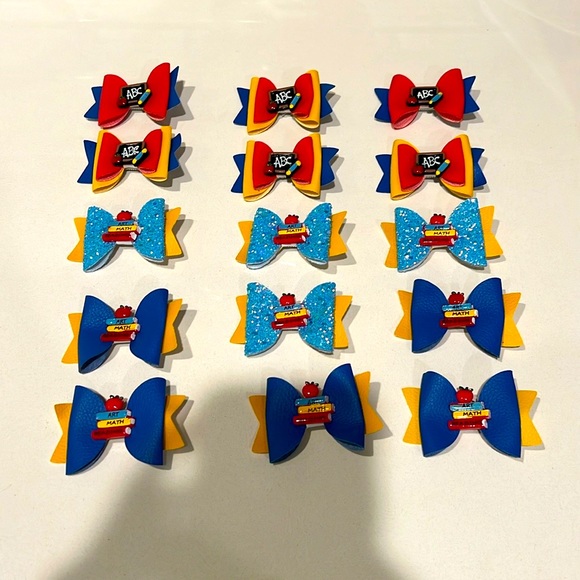Sooo cute!! Girls’ Small Leather Bows For School! 15 total! Great For Gifting!